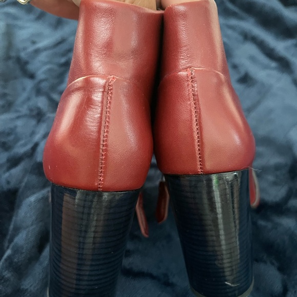 Tory Burch leather ankle boots size 6 - Picture 6 of 8